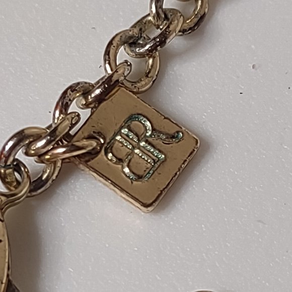 Metal, Faux Pearl, Glass, And Plastic Pretty Necklace 18.5 To 20.5 Inches - Picture 9 of 15